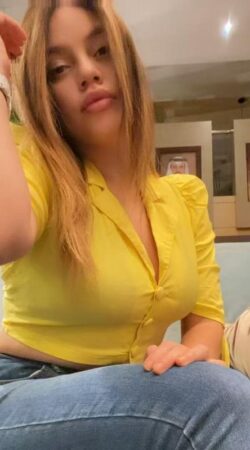 Experience Unforgettable Moments with Carla Voss by Your Side