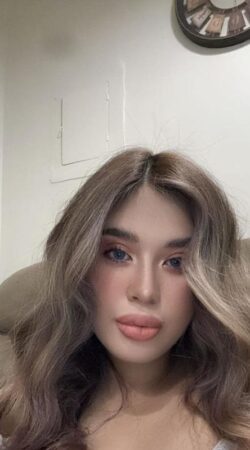 Discover Unforgettable Moments with Paulina Skov by Your Side